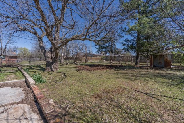 719 N Pennsylvania Avenue, Shawnee, OK 74801