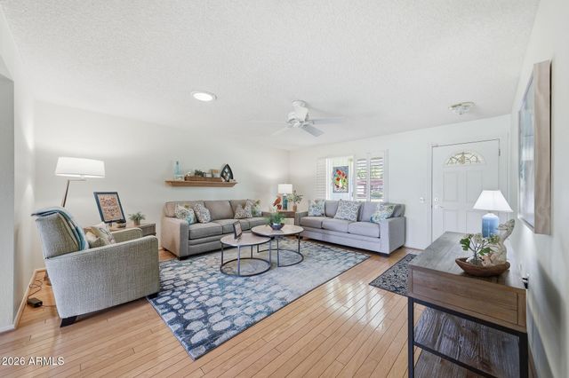 10102 W HIGHWOOD Lane, Sun City, AZ 85373
