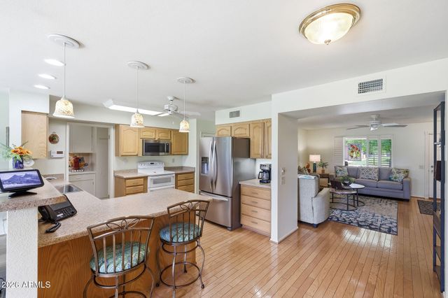 10102 W HIGHWOOD Lane, Sun City, AZ 85373
