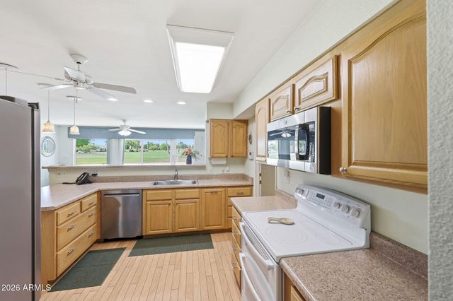 10102 W HIGHWOOD Lane, Sun City, AZ 85373