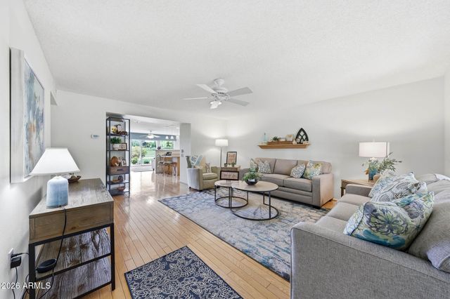 10102 W HIGHWOOD Lane, Sun City, AZ 85373