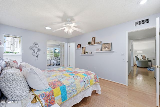 10102 W HIGHWOOD Lane, Sun City, AZ 85373