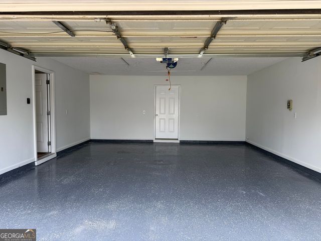 933 Gettysburg Way, Locust Grove, GA 30248