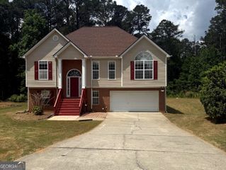 933 Gettysburg Way, Locust Grove, GA 30248