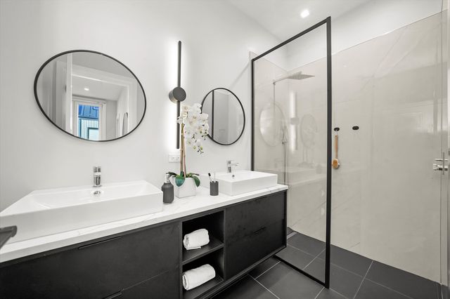 4202 W Belmont Avenue, Chicago, IL 60641