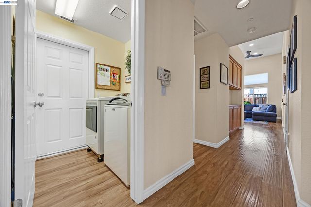 5873 Rainflower Dr, Livermore, CA 94551