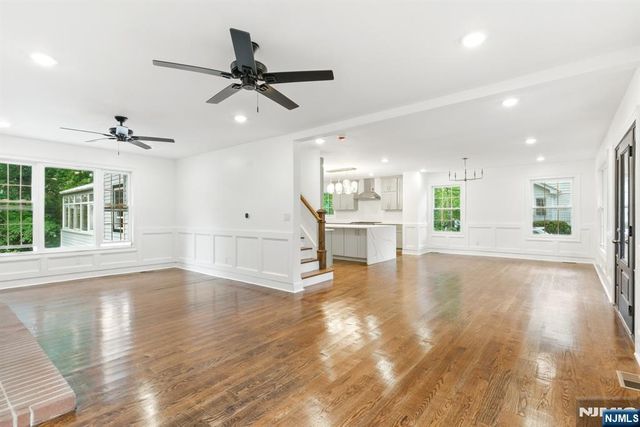 100 Hobart Avenue, Millburn, NJ 07078