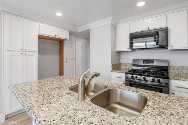 2255 Chauilla 67, Colton, CA 92324
