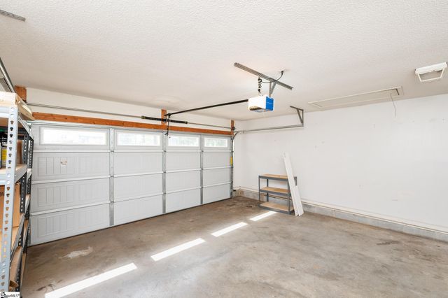 27 Ridge Road, Greenville, SC 29617