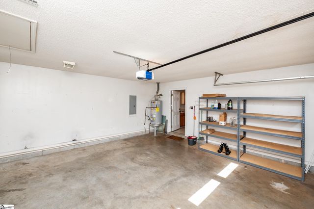 27 Ridge Road, Greenville, SC 29617