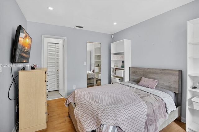 2360 Bayberry Dr 2360, Pembroke Pines, FL 33024