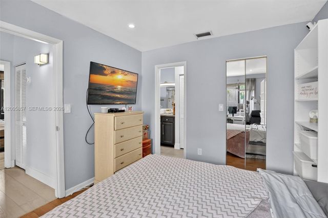 2360 Bayberry Dr 2360, Pembroke Pines, FL 33024