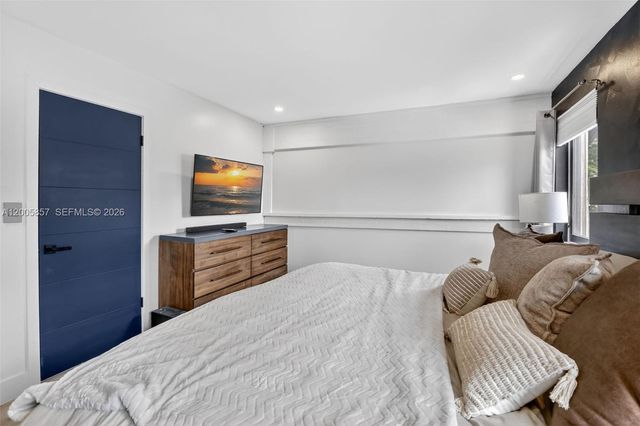 2360 Bayberry Dr 2360, Pembroke Pines, FL 33024