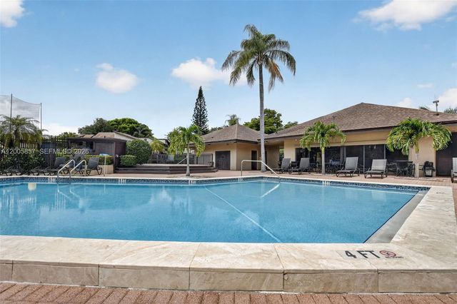 2360 Bayberry Dr 2360, Pembroke Pines, FL 33024