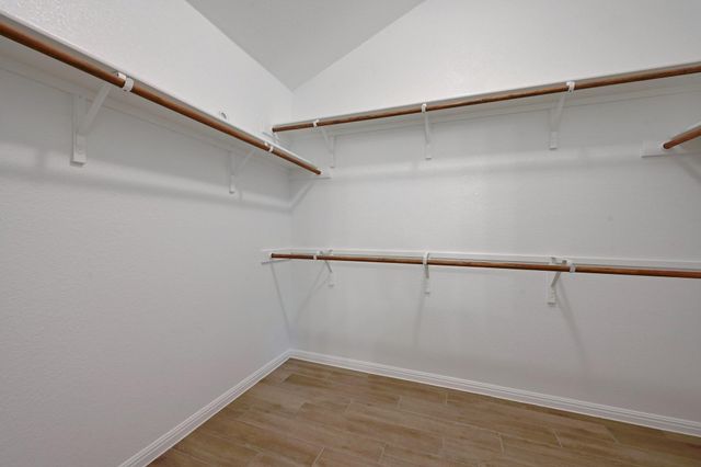 918 Valley View DR, Leander, TX 78641