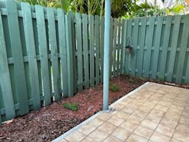 1876 Fairview Villas Drive 2, West Palm Beach, FL 33406