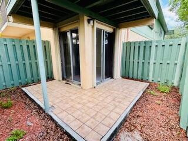 1876 Fairview Villas Drive 2, West Palm Beach, FL 33406