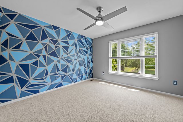 39020 Florence Avenue, Westland, MI 48185