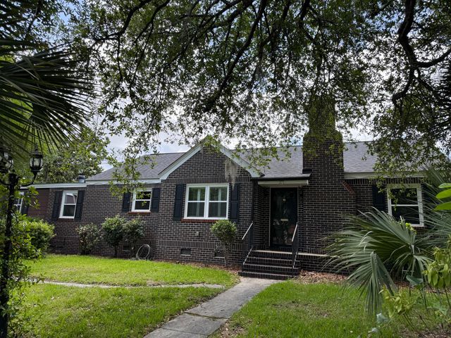 37 Chadwick Drive Drive, Charleston, SC 29407