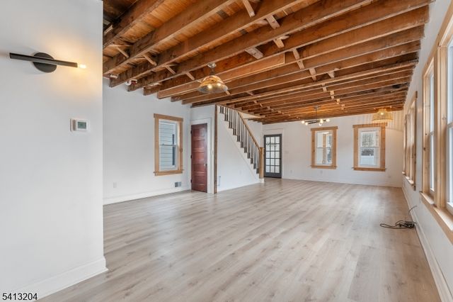 7 Pine St, Bloomfield Twp., NJ 07003