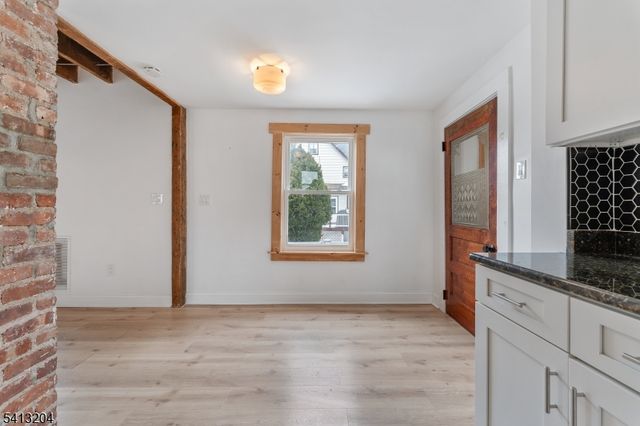 7 Pine St, Bloomfield Twp., NJ 07003