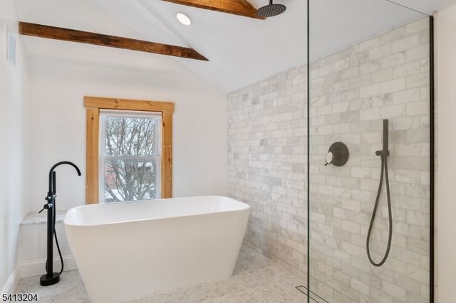 7 Pine St, Bloomfield Twp., NJ 07003