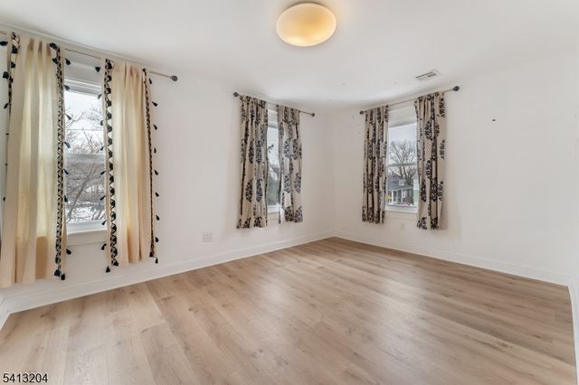 7 Pine St, Bloomfield Twp., NJ 07003