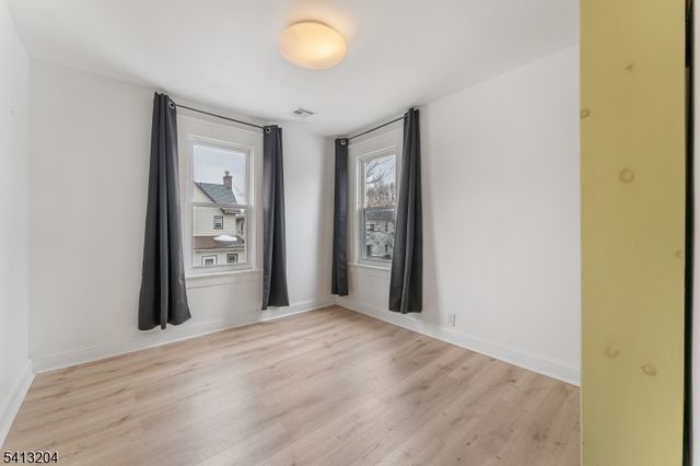 7 Pine St, Bloomfield Twp., NJ 07003