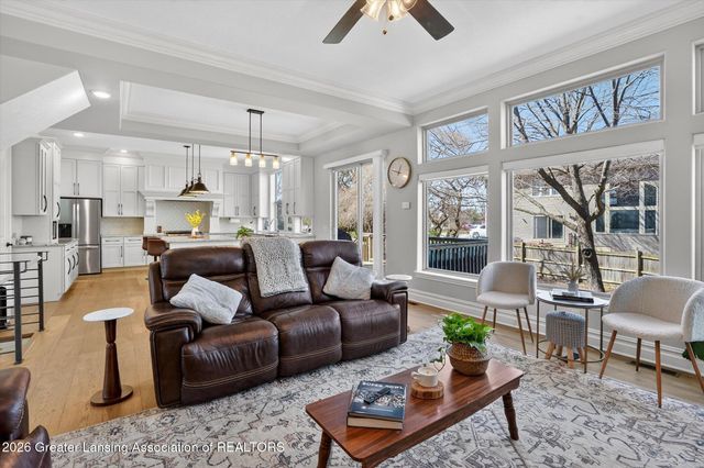 16777 Cedarbrook Drive, Haslett, MI 48840