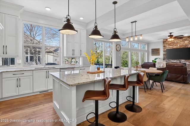 16777 Cedarbrook Drive, Haslett, MI 48840