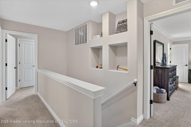 16777 Cedarbrook Drive, Haslett, MI 48840