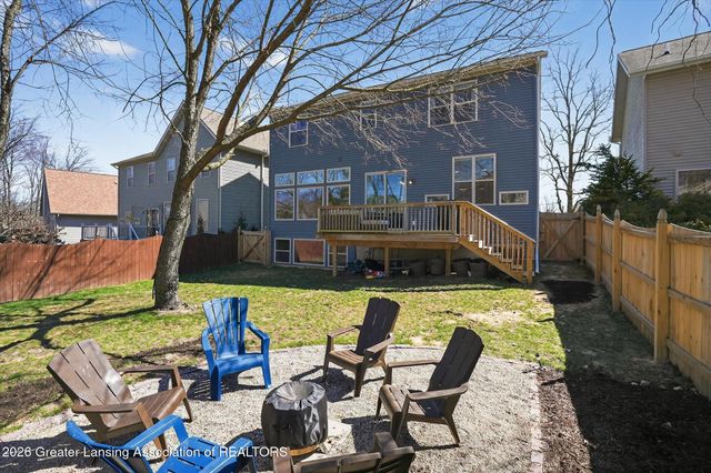 16777 Cedarbrook Drive, Haslett, MI 48840