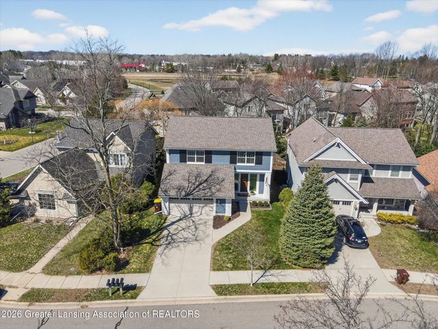 16777 Cedarbrook Drive, Haslett, MI 48840