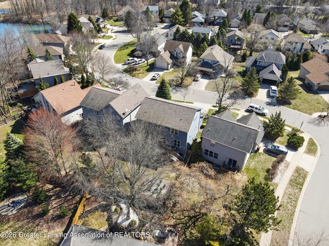 16777 Cedarbrook Drive, Haslett, MI 48840