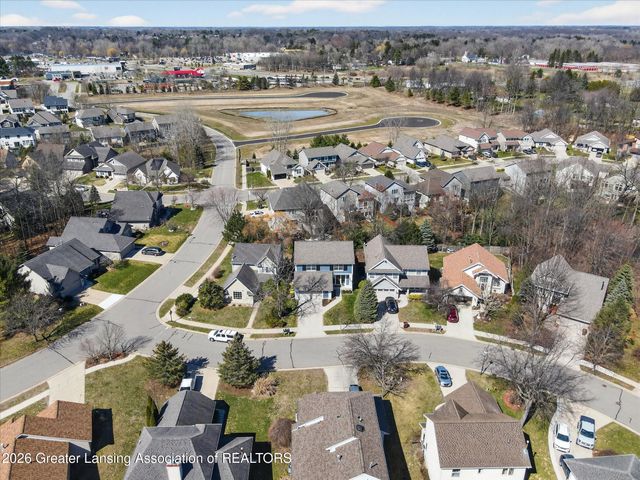 16777 Cedarbrook Drive, Haslett, MI 48840