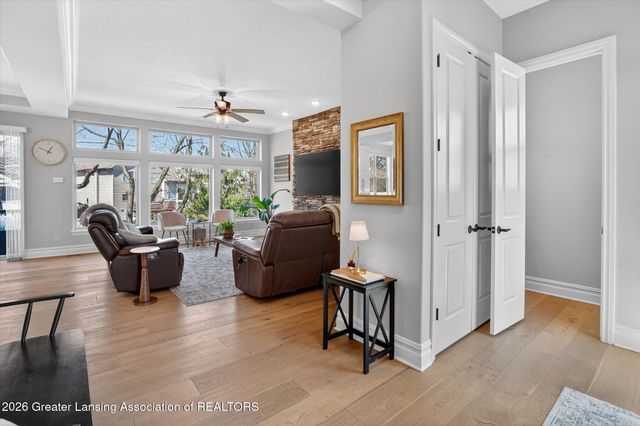 16777 Cedarbrook Drive, Haslett, MI 48840