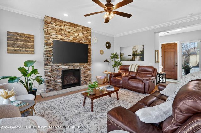 16777 Cedarbrook Drive, Haslett, MI 48840