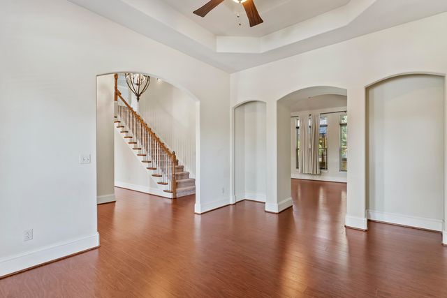 4039 E Melody Lane, Springfield, MO 65809