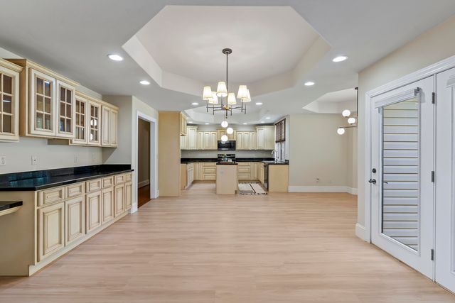 4039 E Melody Lane, Springfield, MO 65809