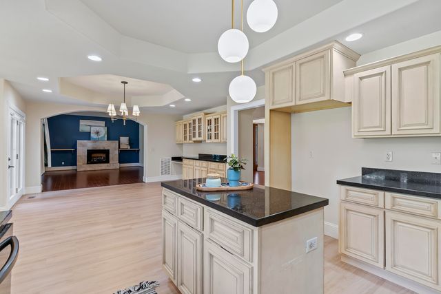 4039 E Melody Lane, Springfield, MO 65809