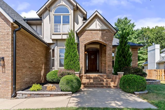 4039 E Melody Lane, Springfield, MO 65809