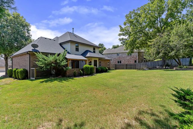 4039 E Melody Lane, Springfield, MO 65809