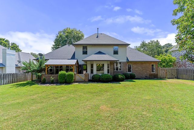 4039 E Melody Lane, Springfield, MO 65809