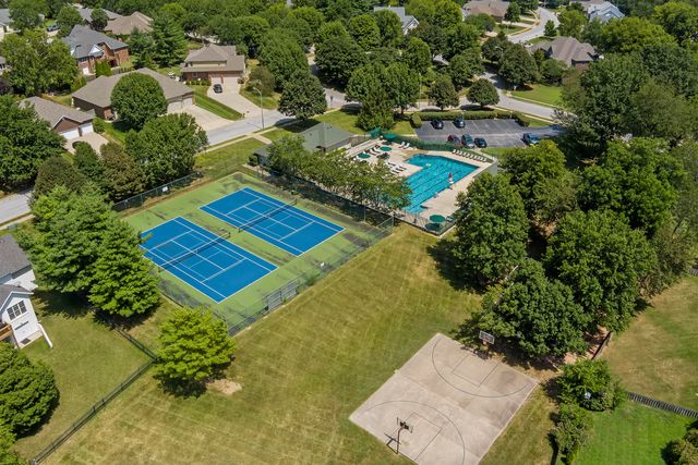 4039 E Melody Lane, Springfield, MO 65809