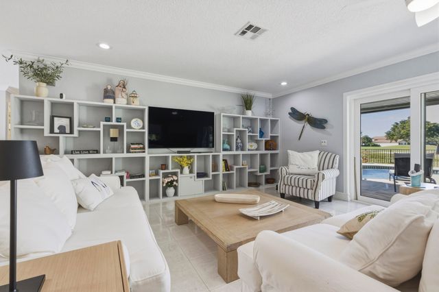 11257 Wingfoot Drive, Boynton Beach, FL 33437