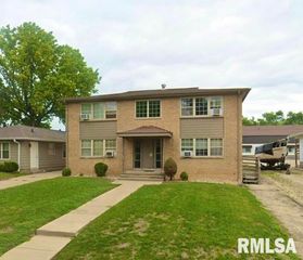 715 W Ridge Rd Apt 1, Peoria, IL 61614