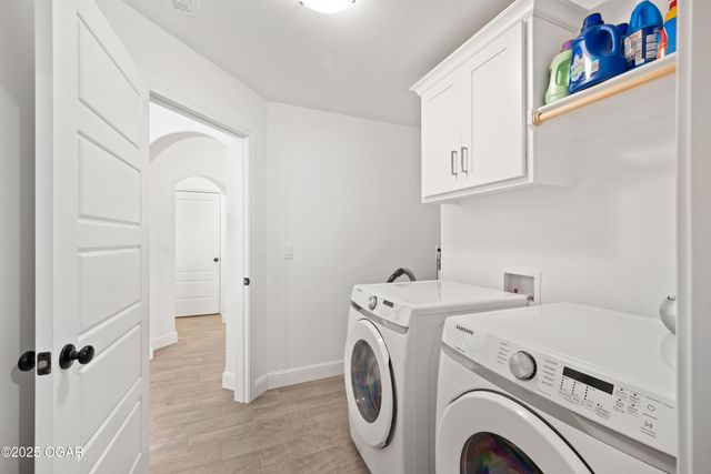 411 Sophia Jane Lane, Duenweg, MO 64841