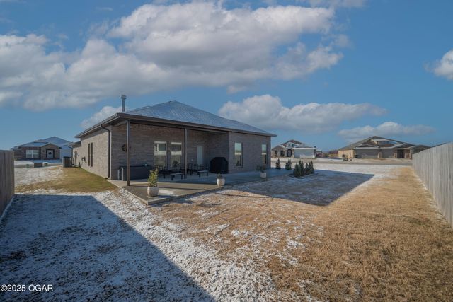 411 Sophia Jane Lane, Duenweg, MO 64841