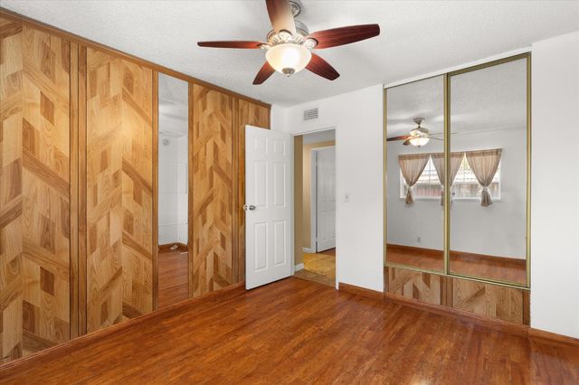 1917 W Flora St, Costa Mesa, CA 92704