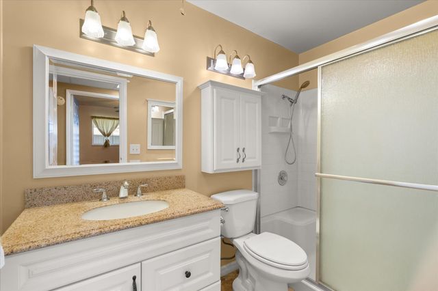 1917 W Flora St, Costa Mesa, CA 92704